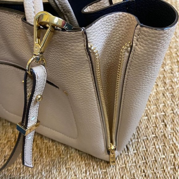 Ann Taylor Pebbled Signature Mini Tote - Picture 4 of 11